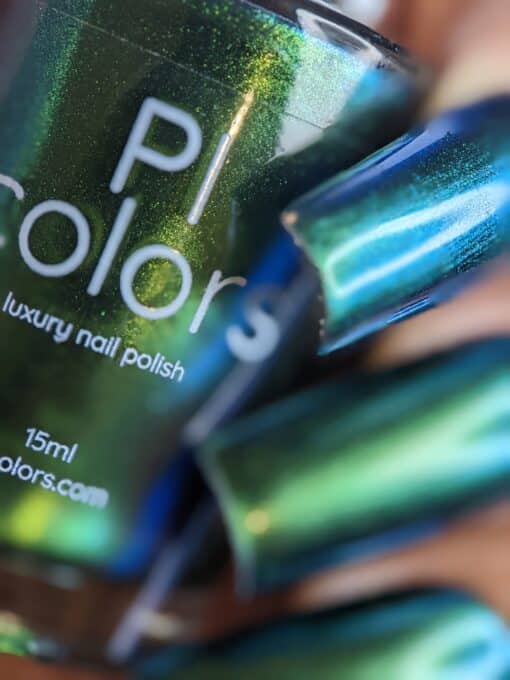 Green Glow.209 Green Blue Multichrome Nail Polish